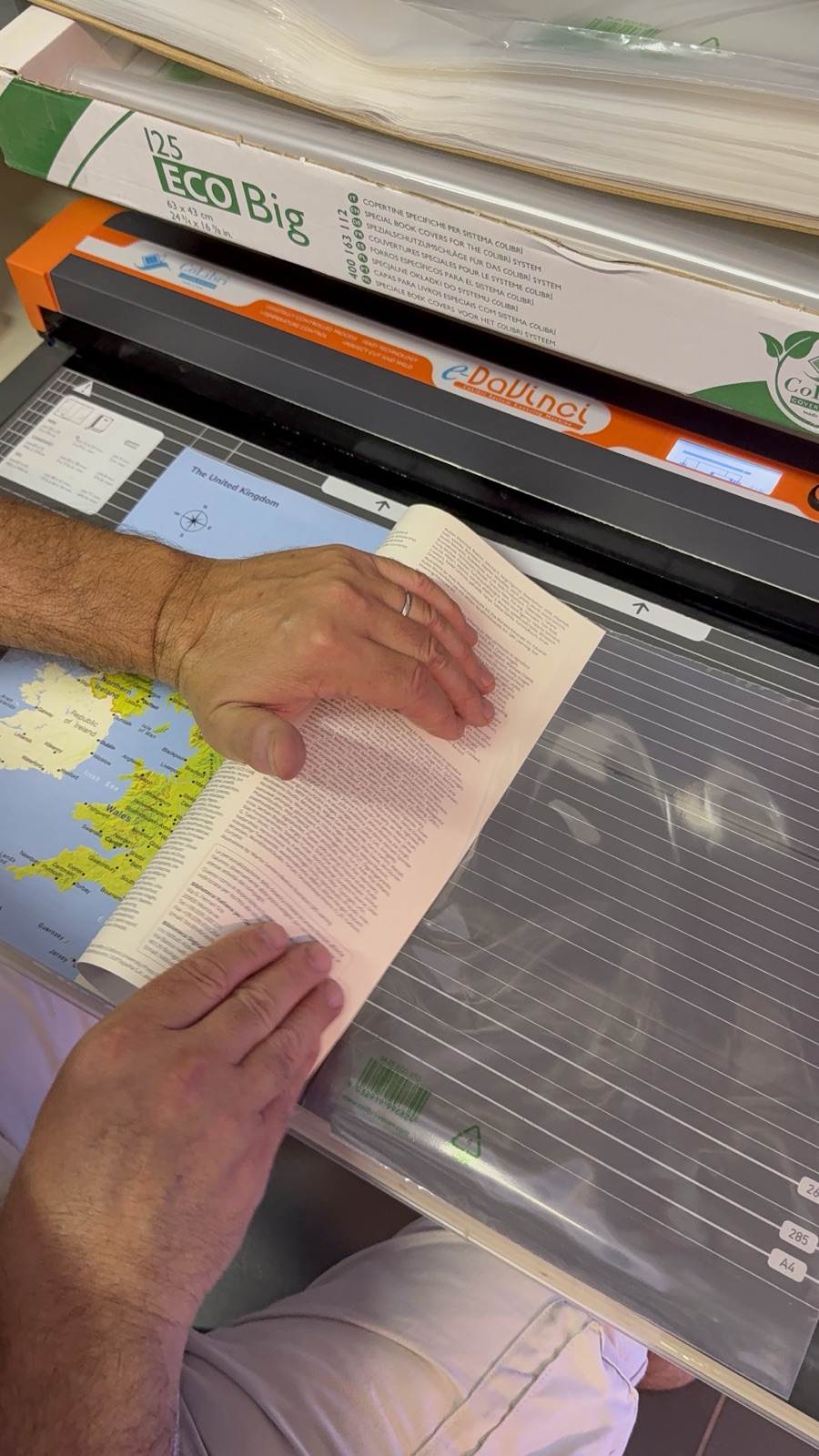 Applicazione di una copertina Colibrì a un libro